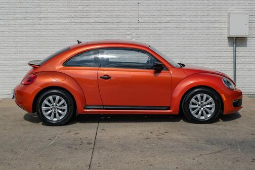 2016 Volkswagen Beetle 1.8T S
