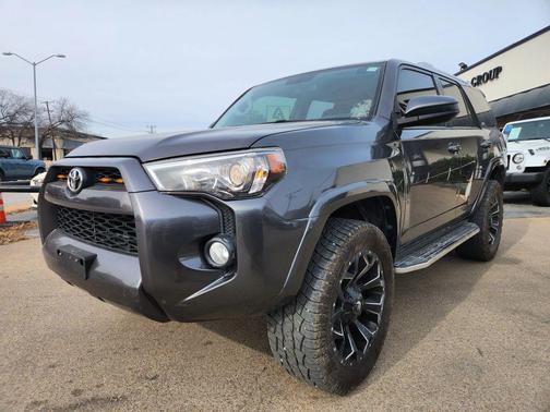 2018 Toyota 4Runner SR5 Sport Utility 4D