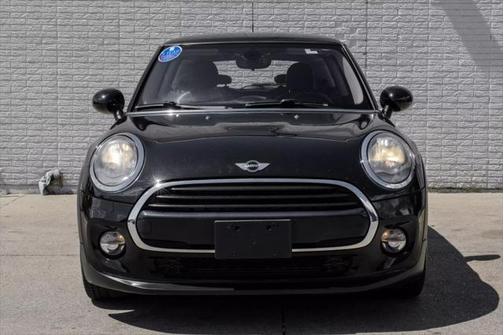 2017 MINI Hardtop Cooper