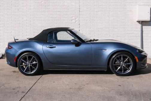 2016 Mazda MX-5 Miata Grand Touring