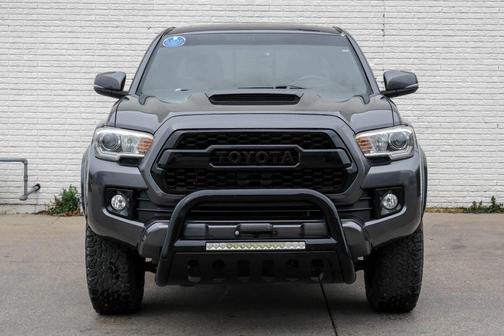 2016 Toyota Tacoma TRD Sport