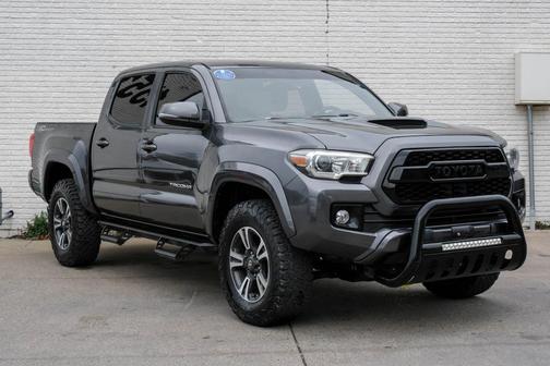 2016 Toyota Tacoma TRD Sport