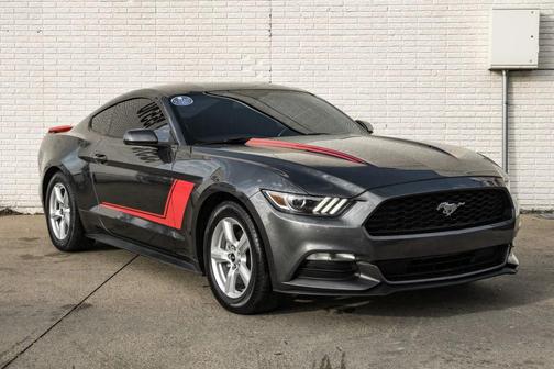 2017 Ford Mustang V6