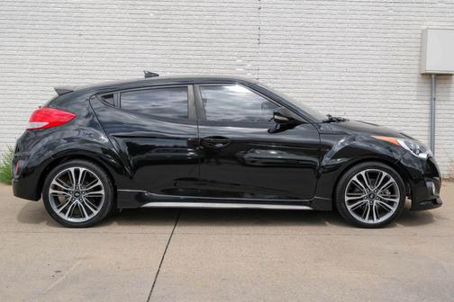 2016 Hyundai Veloster Turbo