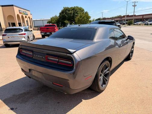 Gray 2017 Dodge Challenger SXT