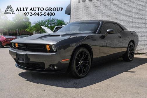 Gray 2017 Dodge Challenger SXT