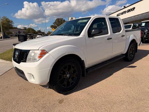 2018 Nissan Frontier SV