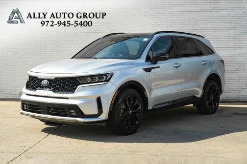 Silver 2021 Kia Sorento SX