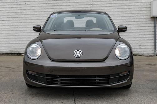 Brown 2015 Volkswagen Beetle 1.8T