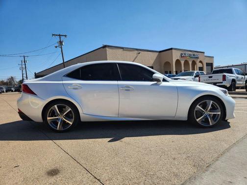 2017 Lexus IS 200t Base