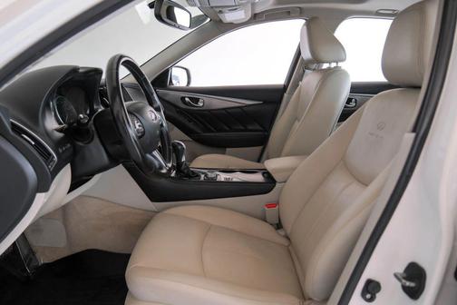 2014 INFINITI Q50 Premium