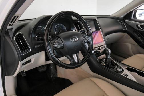 2014 INFINITI Q50 Premium