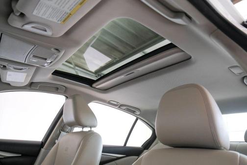 2014 INFINITI Q50 Premium