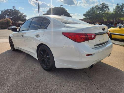 2014 INFINITI Q50 Premium