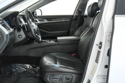 White 2015 Hyundai Genesis 3.8