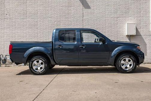 2017 Nissan Frontier SV