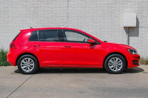 2015 Volkswagen Golf Auto TSI S