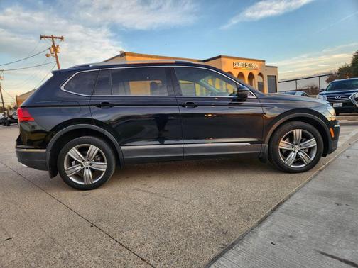 2018 Volkswagen Tiguan 2.0T SEL