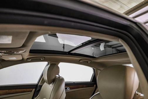 Black 2015 Hyundai Genesis 5.0