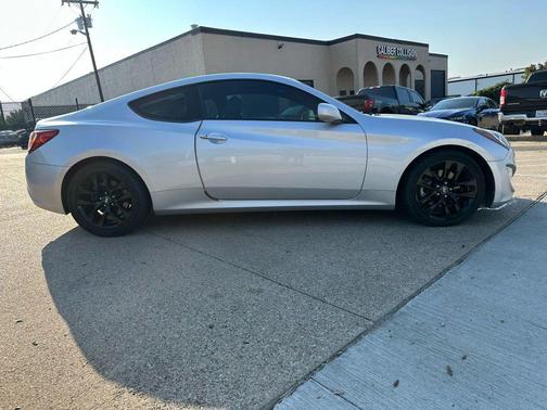 2014 Hyundai Genesis Coupe 2.0T Premium