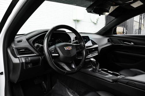 2023 Cadillac CT4 Luxury