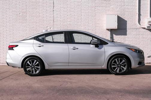 2021 Nissan Versa 1.6 SV