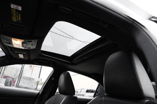 2016 Lexus IS 200t IS 200t Sedan 4D