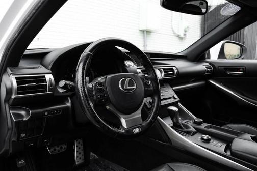 2016 Lexus IS 200t IS 200t Sedan 4D