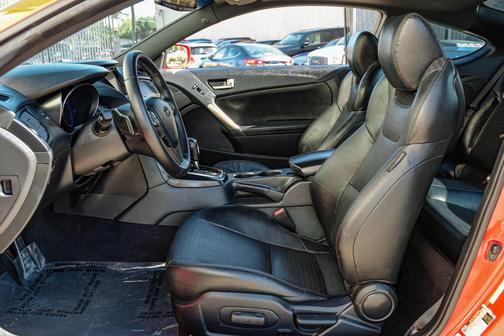 2016 Hyundai Genesis Coupe 3.8 Ultimate