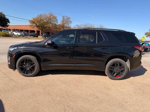 2022 Chevrolet Traverse Premier