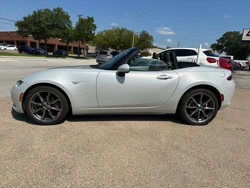 2016 Mazda MX-5 Miata Grand Touring