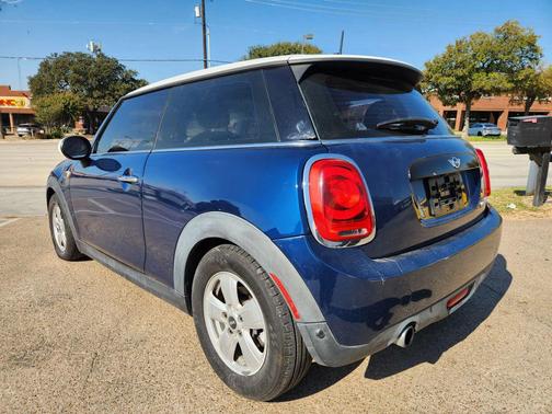 2017 MINI Hardtop Cooper