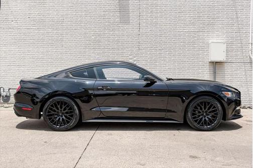2017 Ford Mustang EcoBoost