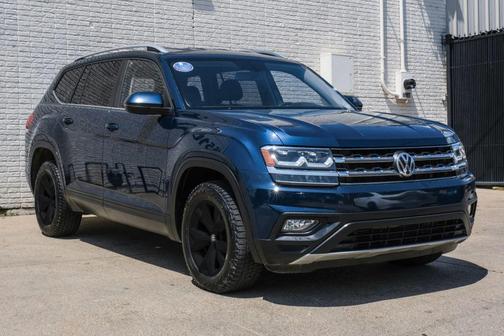 Blue 2019 Volkswagen Atlas 3.6L SE