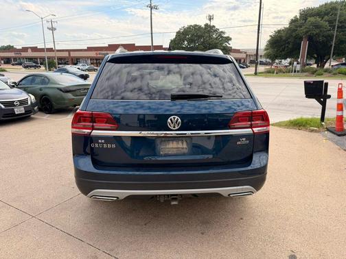 Blue 2019 Volkswagen Atlas 3.6L SE