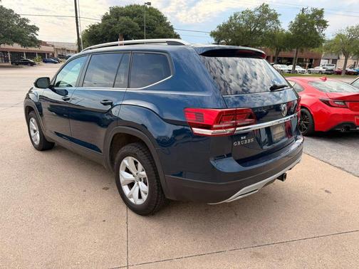 Blue 2019 Volkswagen Atlas 3.6L SE
