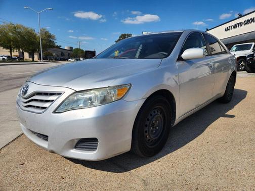 2010 Toyota Camry LE