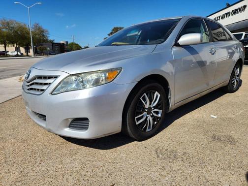 2010 Toyota Camry LE