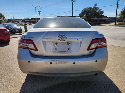 2010 Toyota Camry LE
