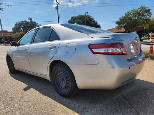 2010 Toyota Camry LE