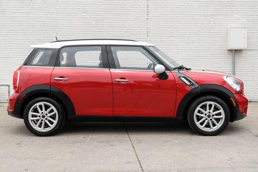 Red 2015 MINI Countryman Cooper S