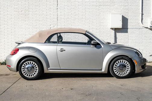 2016 Volkswagen Beetle 1.8T SE