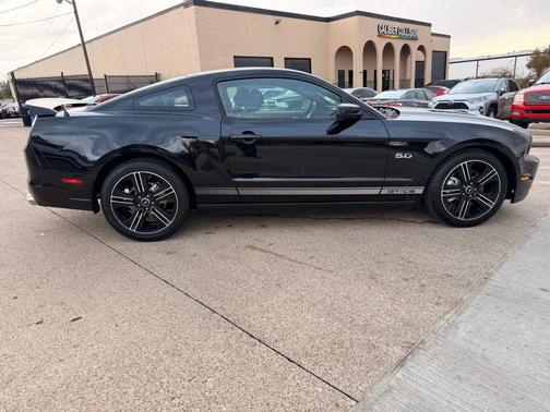 2014 Ford Mustang GT Premium
