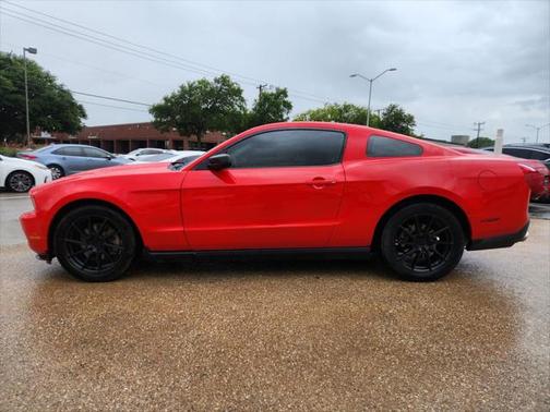 2011 Ford Mustang V6 Premium