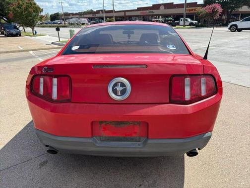 2011 Ford Mustang V6 Premium