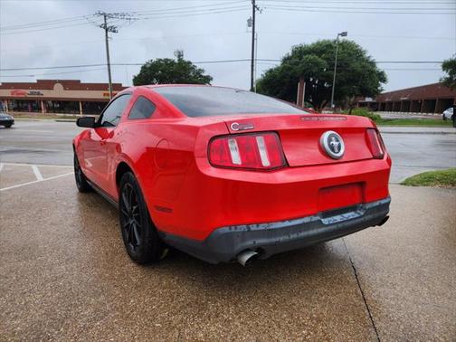 2011 Ford Mustang V6 Premium