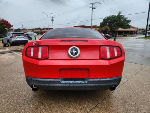 2011 Ford Mustang V6 Premium