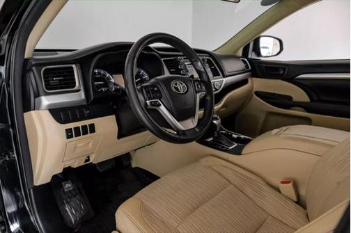 2015 Toyota Highlander LE Plus