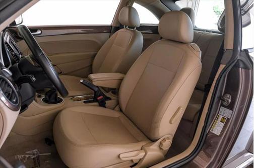 2014 Volkswagen Beetle 2.5L