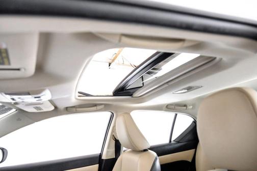 White 2015 Lexus CT 200h CT 200h Hatchback 4D